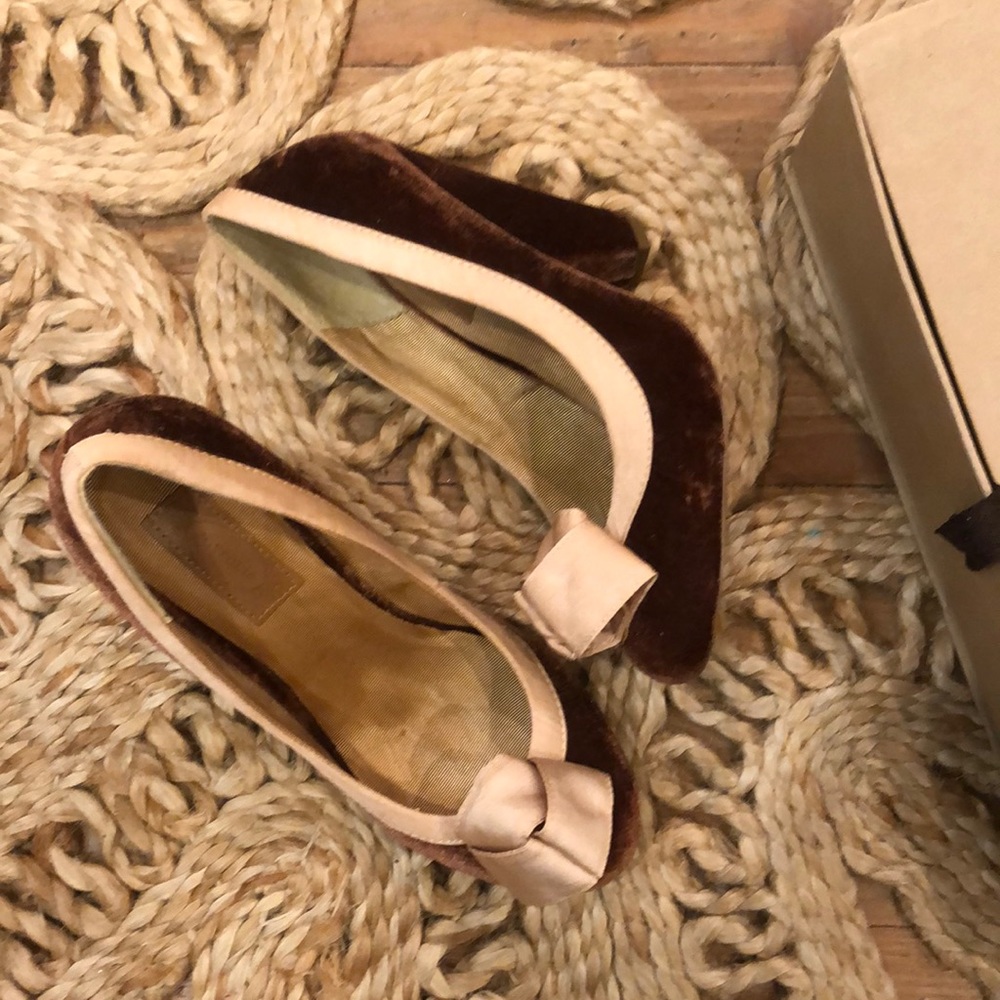 Joyfolie Marion Velvet Heels Size 8